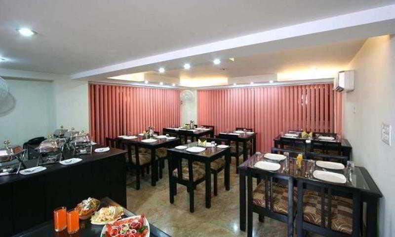 Fabexpress Jeniffer Inn Delhi  Exterior foto